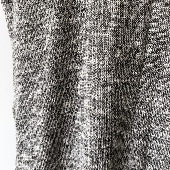 Stork & BABE | Metallic silver v-neck shirt sleeve maternity dress - Picture 5 of 7